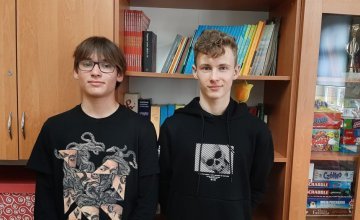 zDolni Finaliści