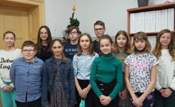 Uczestnicy szkolnych eliminacji do Dolnośląskiego Konkursu Recytatorskiego Pegazik