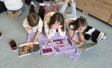 Czytające czwartki w 1b