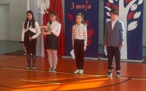 Uroczysty apel z okazji Święta Narodowego Trzeciego Maja. (9)