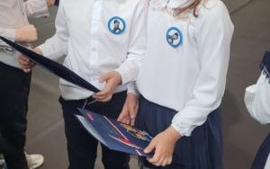 Pasowanie na ucznia klas pierwszych (10)