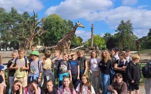 Wycieczka klas piątych do wrocławskiego ZOO. (1)
