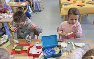 Zdrowe śniadanie w klasie 1b (8)