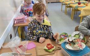 Zdrowe śniadanie w klasie 1b (9)