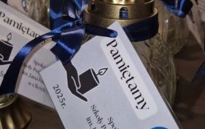 Pamięci zmarłym (3)