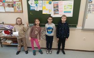 Lekcja o kontynentach w klasie 2b (6)