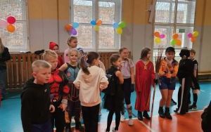 Bal karnawałowy klas 1-3 (7)