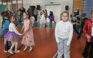 Bal karnawałowy klas 1-3 (13)
