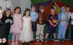 Bal karnawałowy klas 1-3 (16)