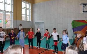 Bal karnawałowy klas 1-3 (13)