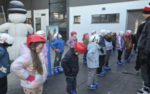 Pierwszaki na łyżwach (14)