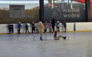 Pierwszaki na łyżwach (8)