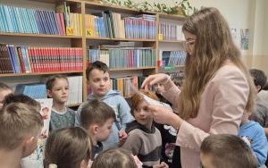 Pasowanie na czytelnika w SP2 (5)