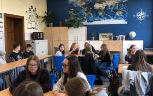 Dzień Kobiet w klasie 7B (4)