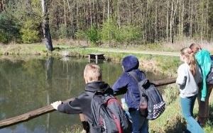 Lekcja przyrody w terenie (10)