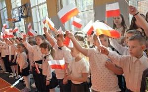 Uroczysty apel z okazji Święta Narodowego Trzeciego Maja. (5)