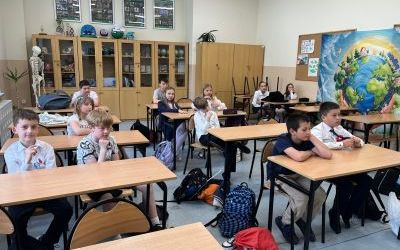 Zajęcia z edukacji zdrowotnej – pierwsza pomoc w klasach 4 (8)