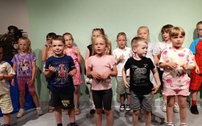 Wyjątkowy Dzień Rodziny w grupie Żabek (2)
