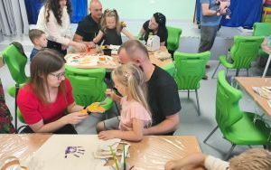 Wyjątkowy Dzień Rodziny w grupie Żabek (3)